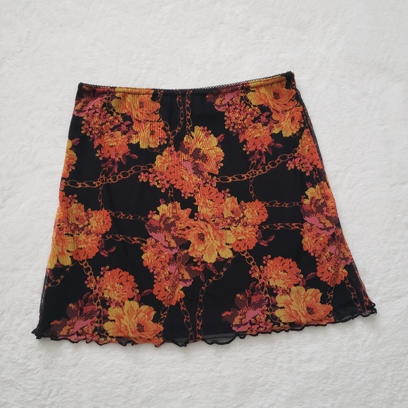 Urban Outfitters Dresses & Skirts - Urban Outfitters Floral Mesh Lined Mini Skirt